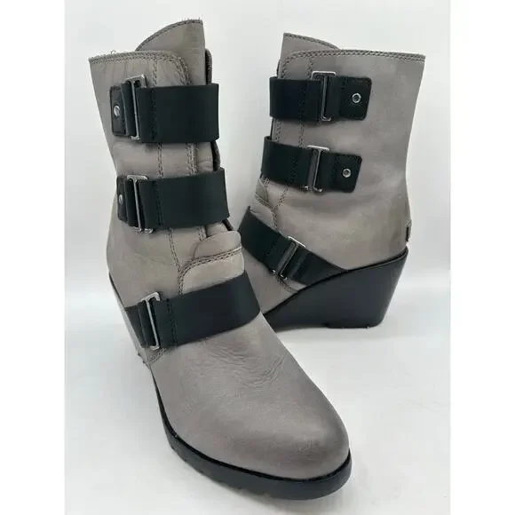 Sorel After Hours Gray Leather Wedge Moto Bootie
Woman’s SZ 8.5 - Picture 1 of 8